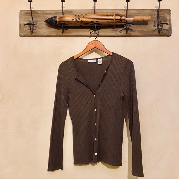 🪶3/$20 Cabled JACLYN SMITH L/S Button-Up Camisole w/Pearlized Buttons-S - Picture 3 of 16